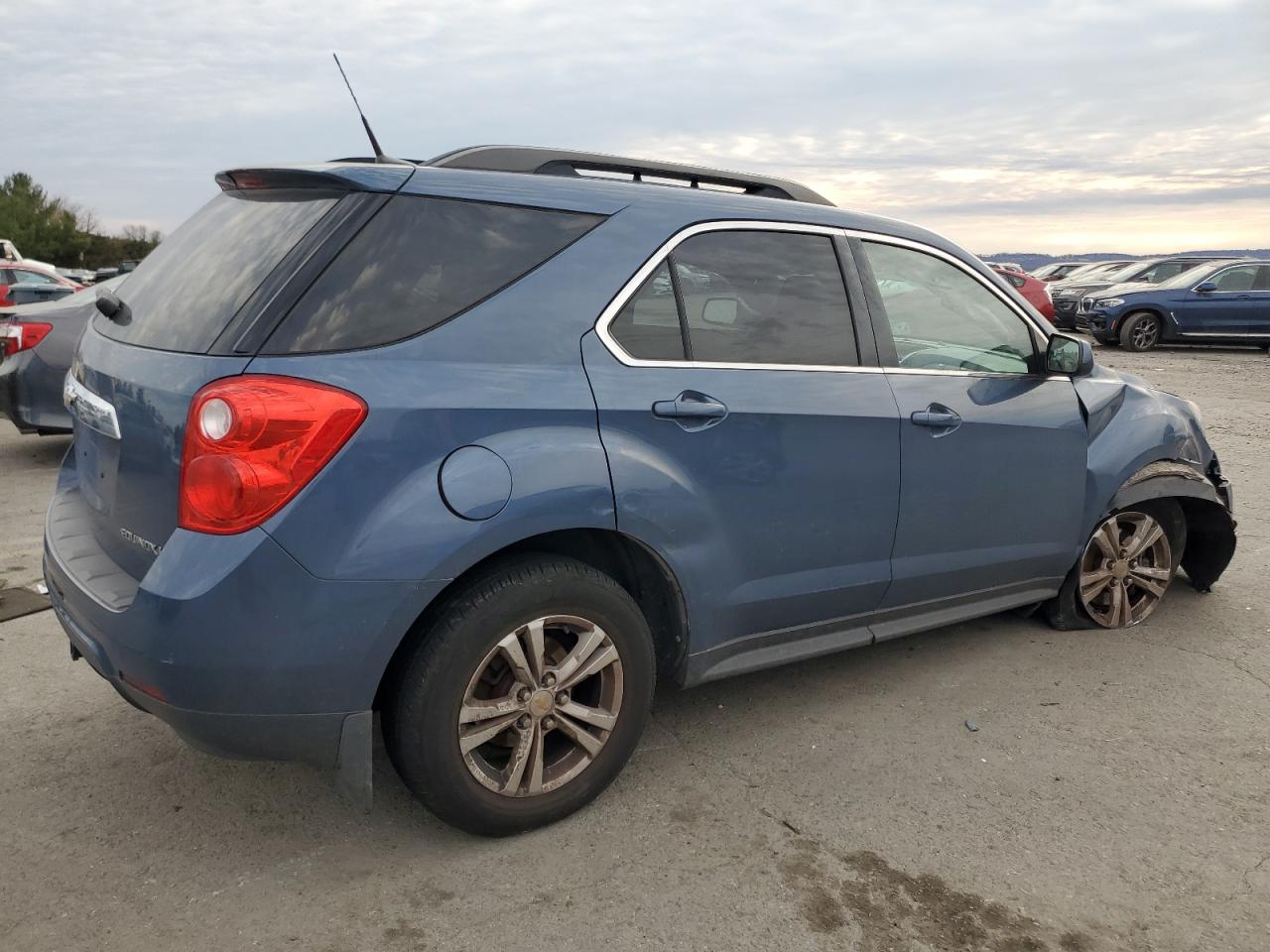 2011 Chevrolet Equinox - Image 3