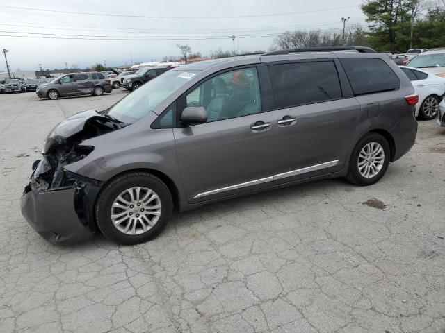 2016 Toyota Sienna Xle