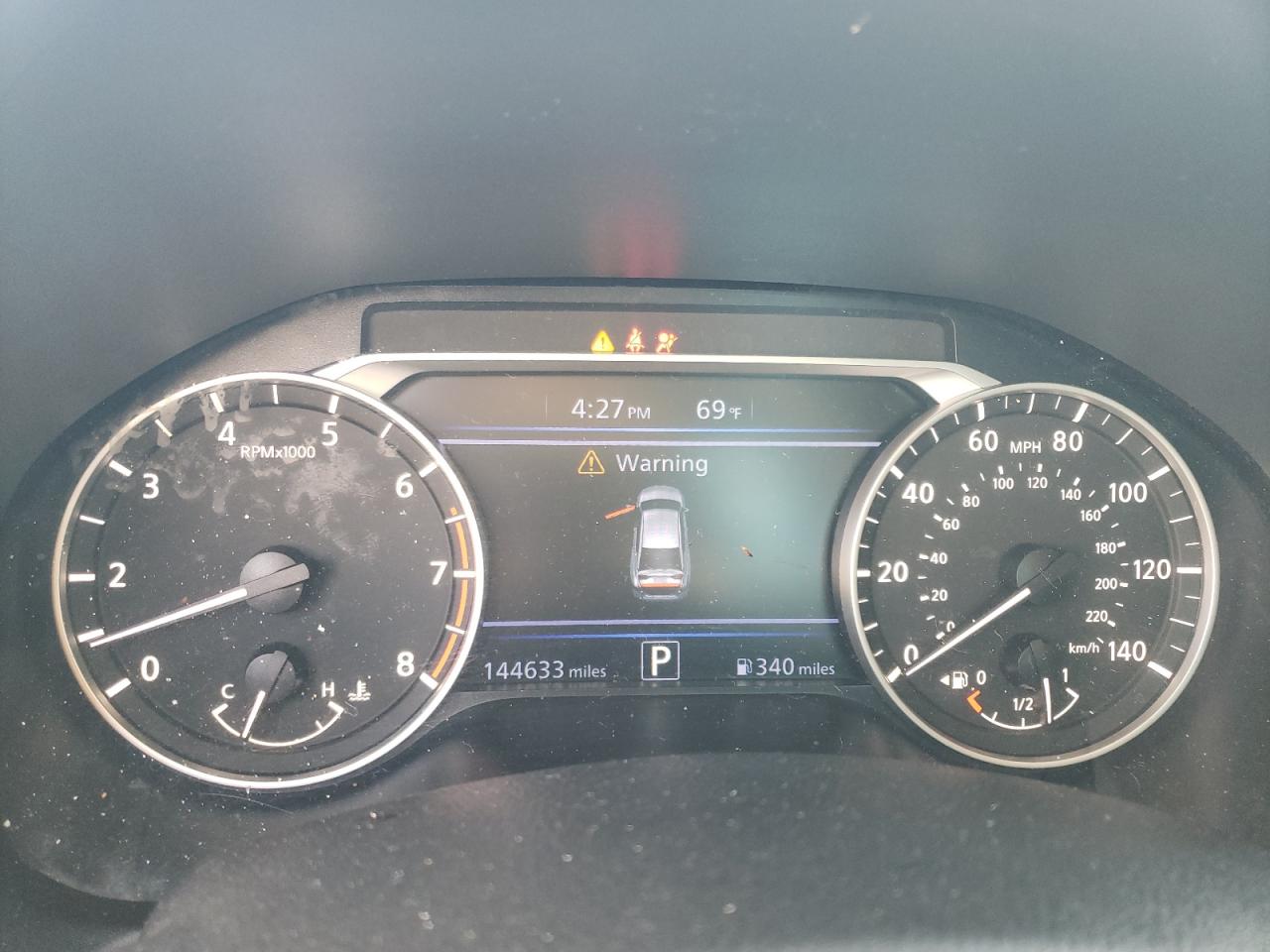 2020 Nissan Altima - Image 9