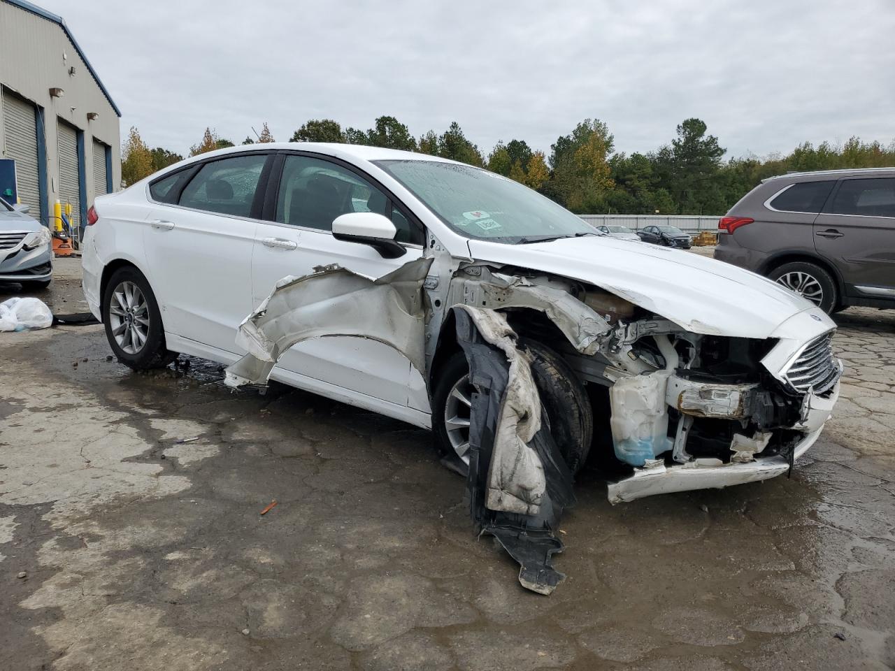 VIN 3FA6P0H70HR236883 2017 FORD FUSION no.4