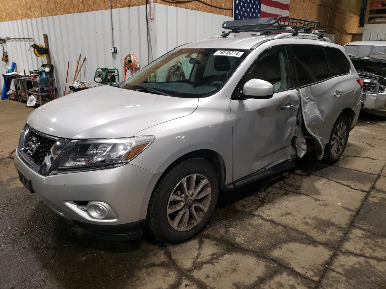 2015 Nissan Pathfinder - Image 1