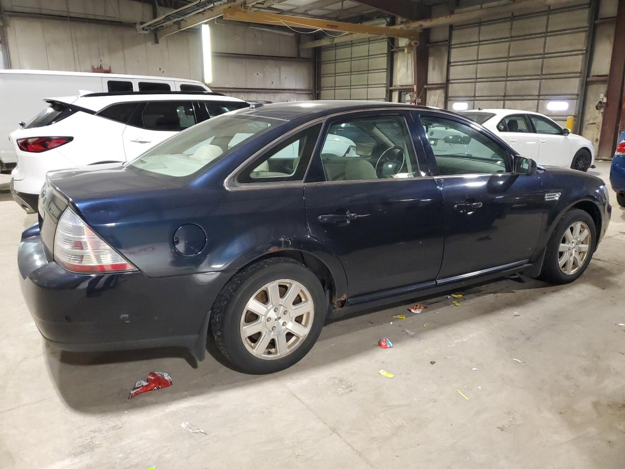 2009 Ford Taurus - Image 3
