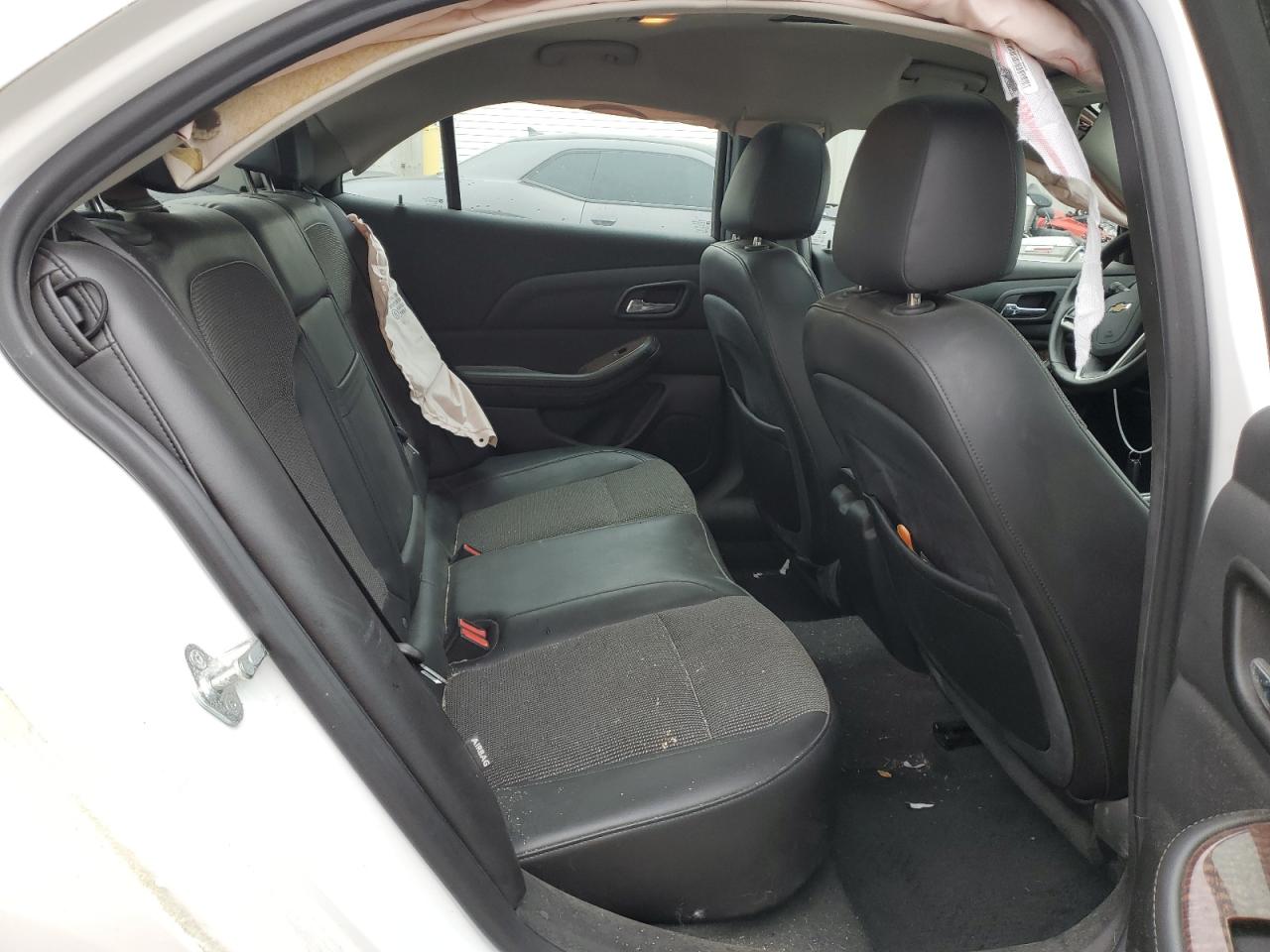 2013 Chevrolet Malibu - Image 10