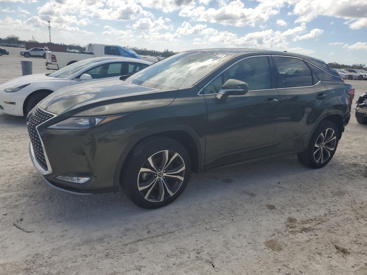 VIN 2T2HZMAA2NC250534 2022 LEXUS RX350 no.1