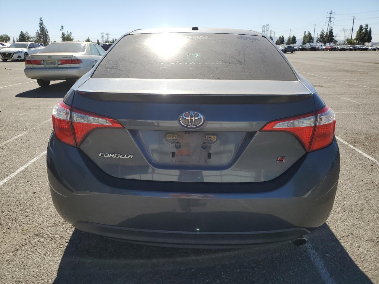 2015 Toyota Corolla L VIN: 5YFBURHE3FP265026 Lot: 79243944