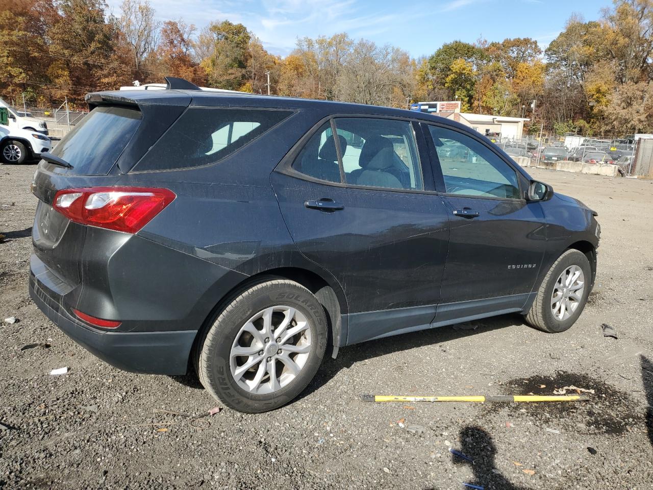2019 Chevrolet Equinox - Image 3