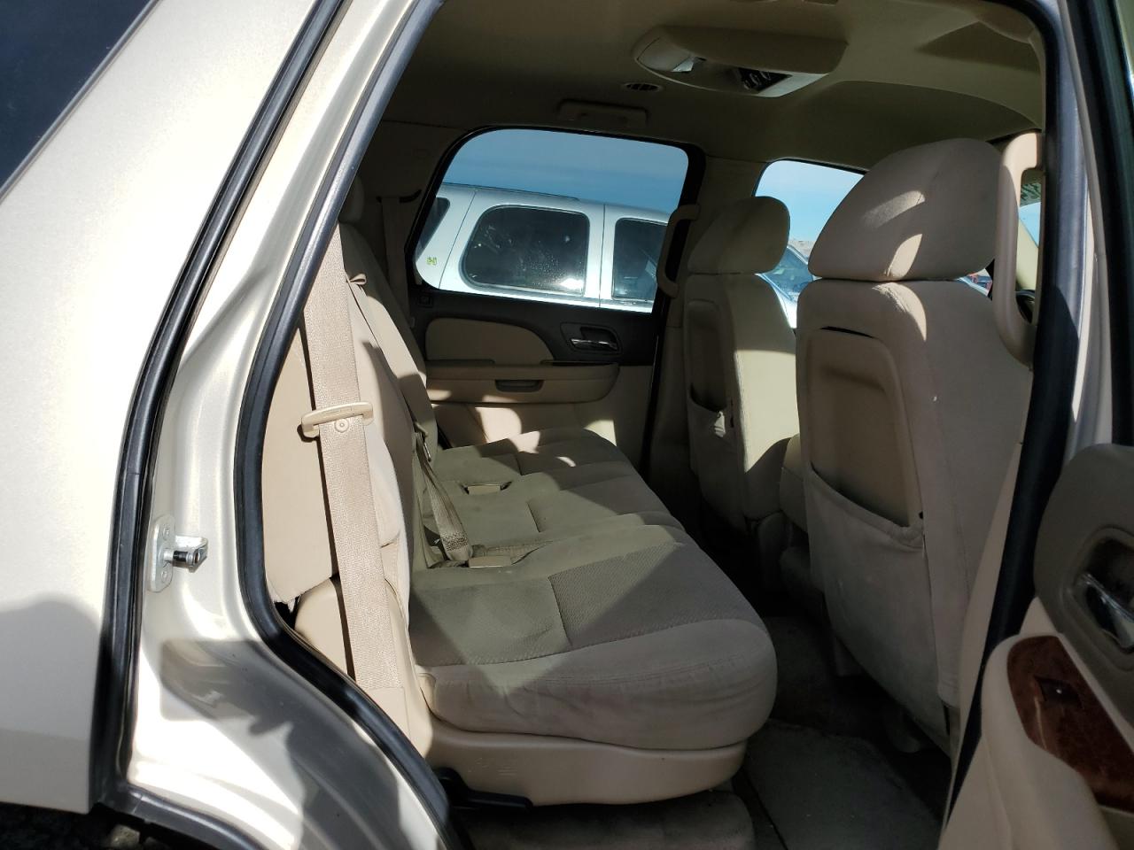 2007 GMC Yukon - Image 11