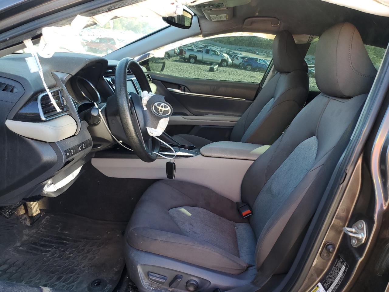 2019 Toyota Camry - Image 7
