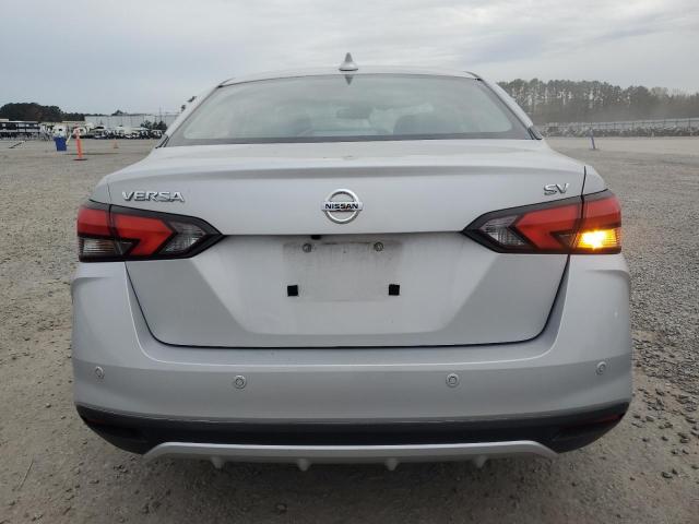  NISSAN VERSA 2021 Silver