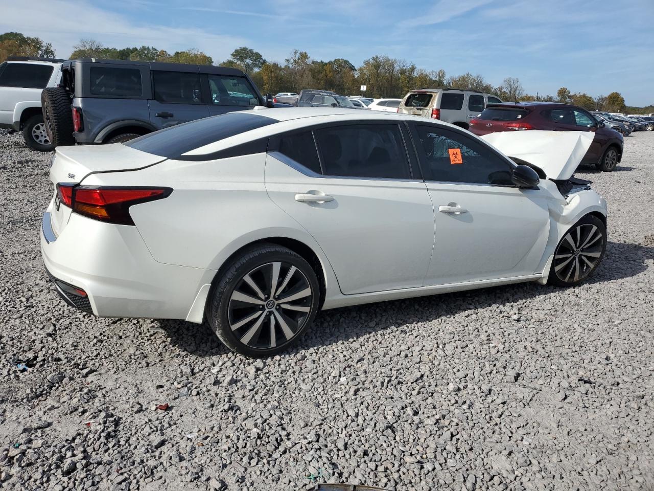 2021 Nissan Altima - Image 3