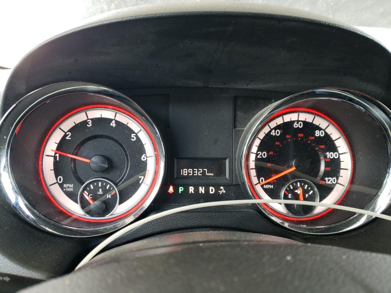 2018 Dodge Caravan - Image 9