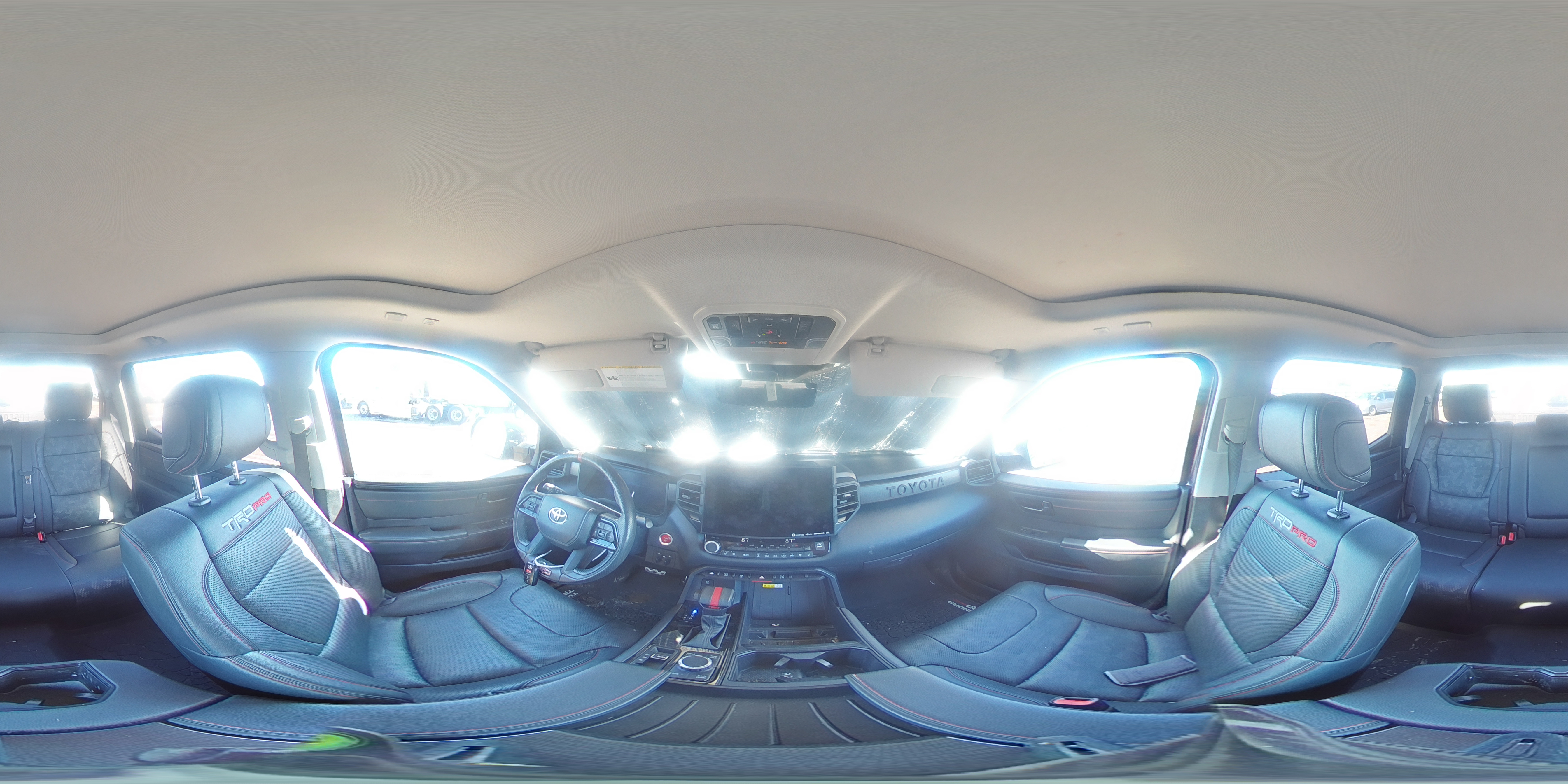 2023 Toyota Tundra - Image 13