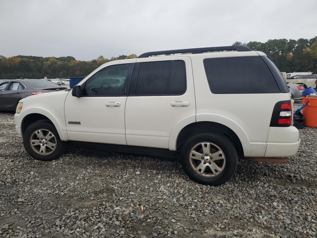 2008 Ford Explorer - Image 2
