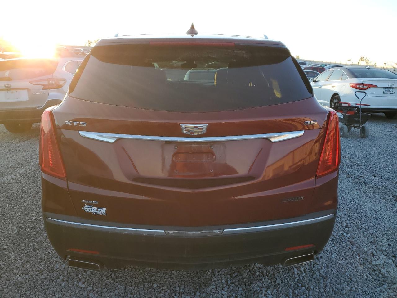 2017 Cadillac XT5 - Image 6