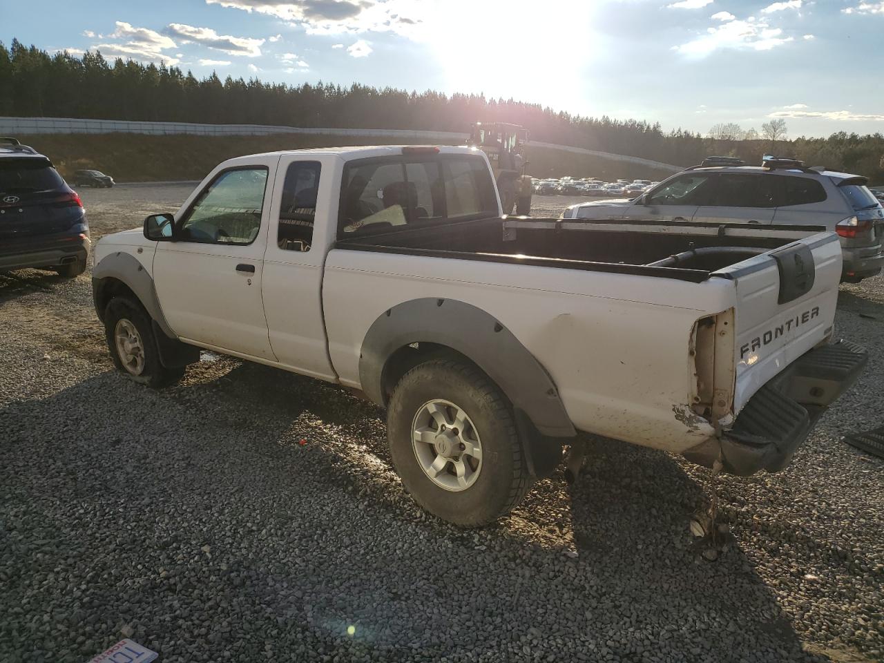 2001 Nissan Navara (Frontier) - Image 2