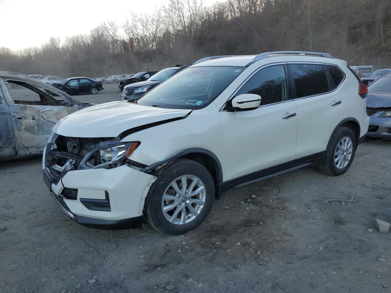 2020 Nissan Rogue - Image 1