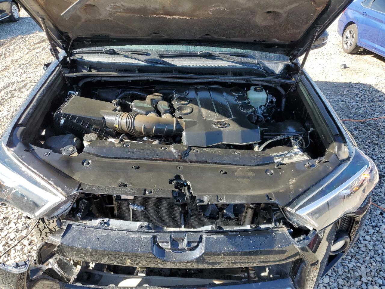 2019 Toyota 4Runner - Image 11
