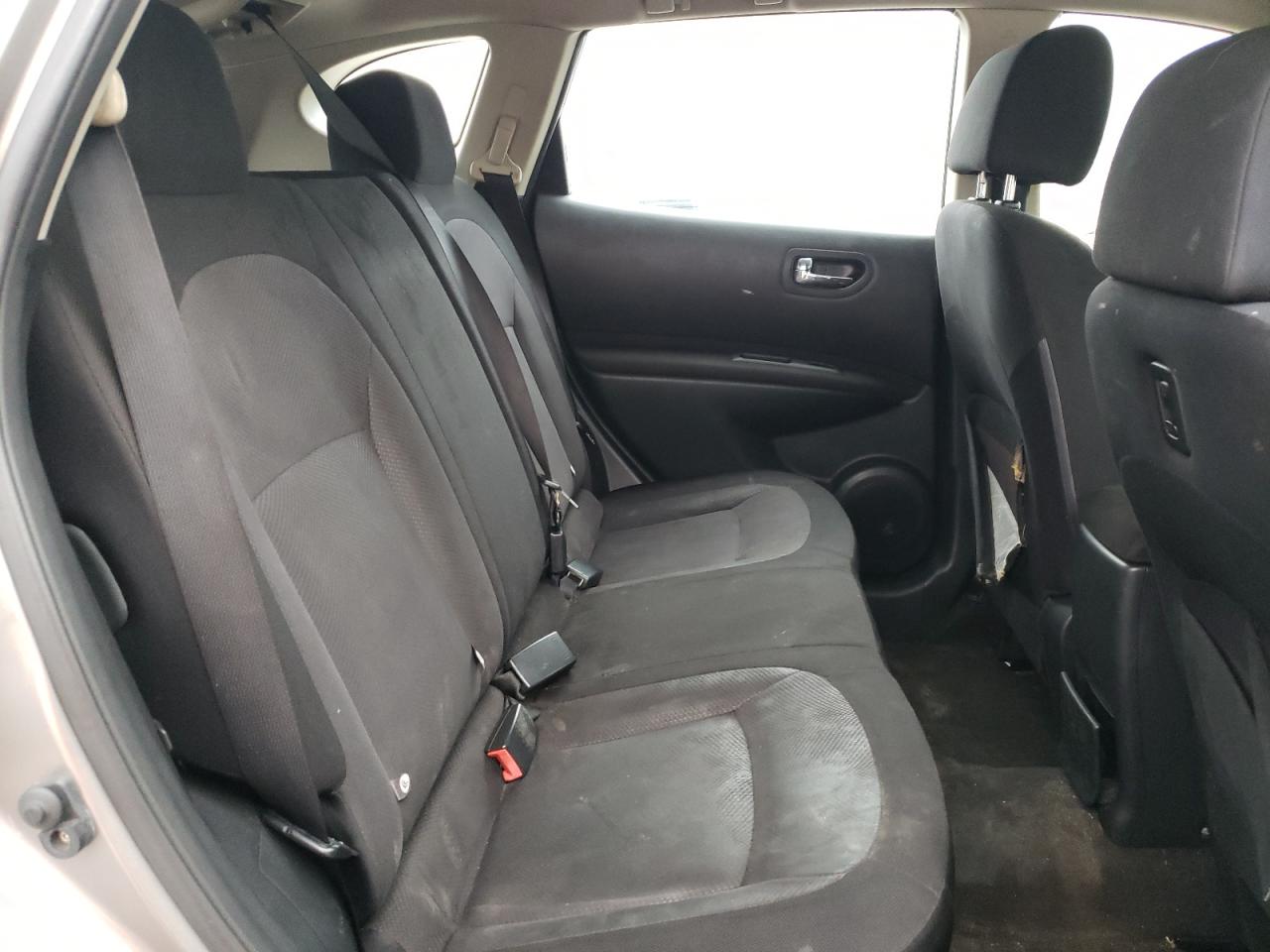 2013 Nissan Rogue - Image 12