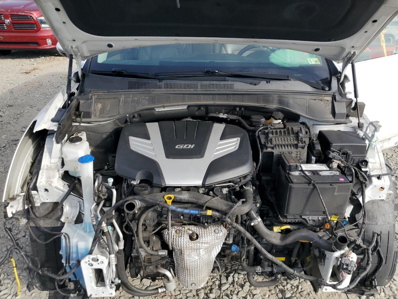 2019 Hyundai Santa Fe - Image 12