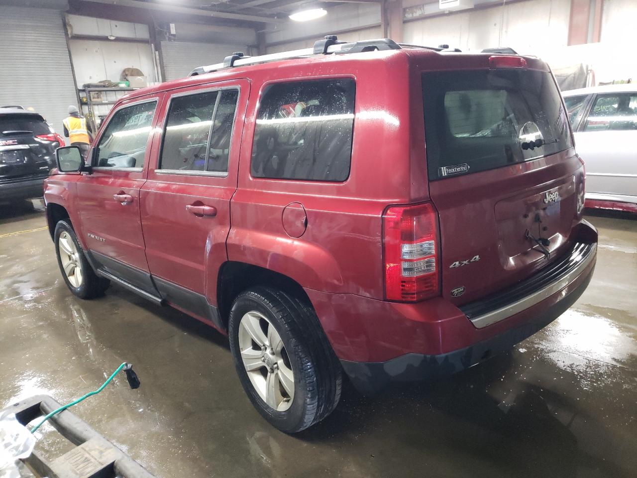 VIN 1C4NJRCB8ED537302 2014 JEEP PATRIOT no.2