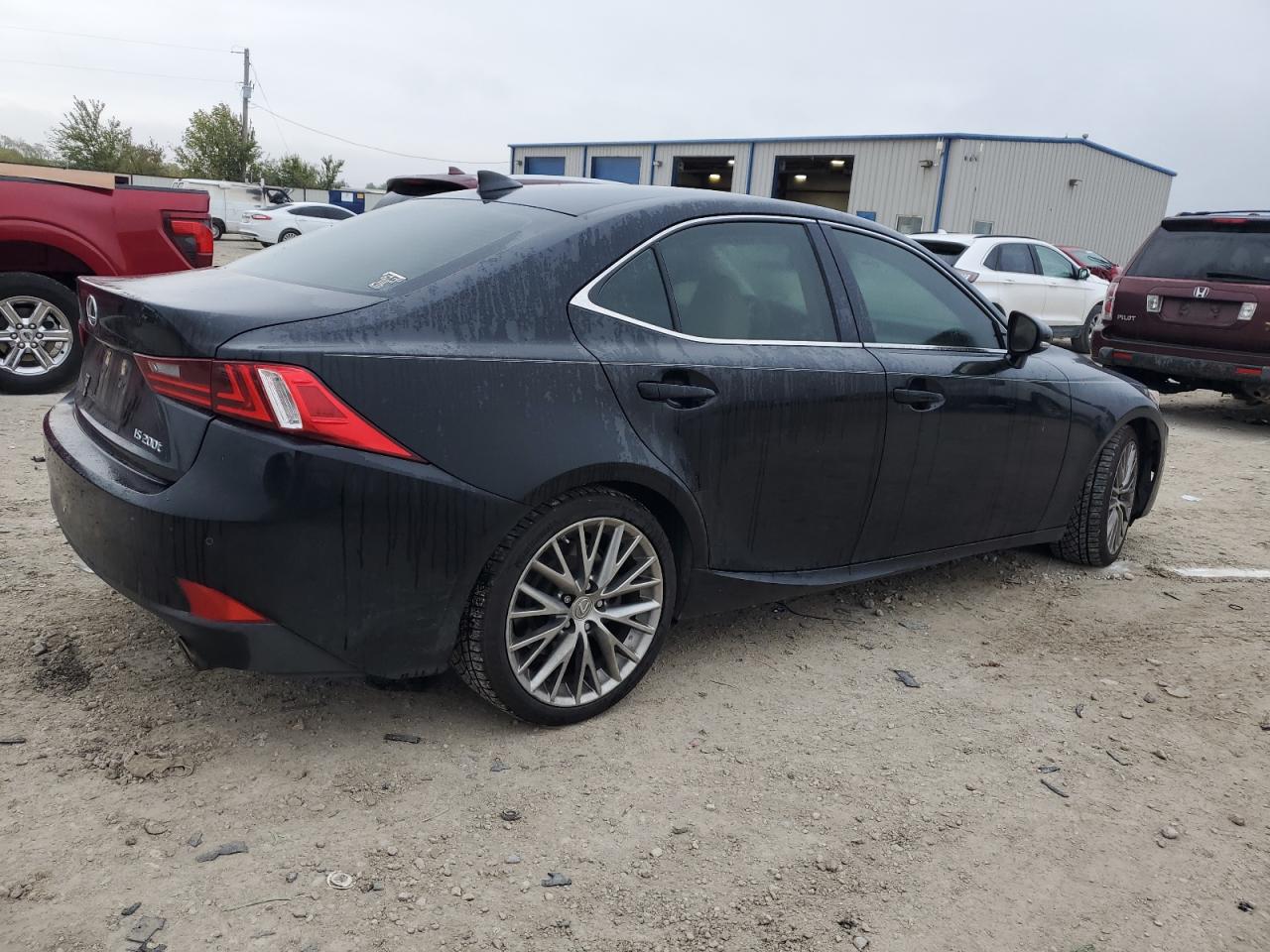 2016 Lexus IS - Image 3