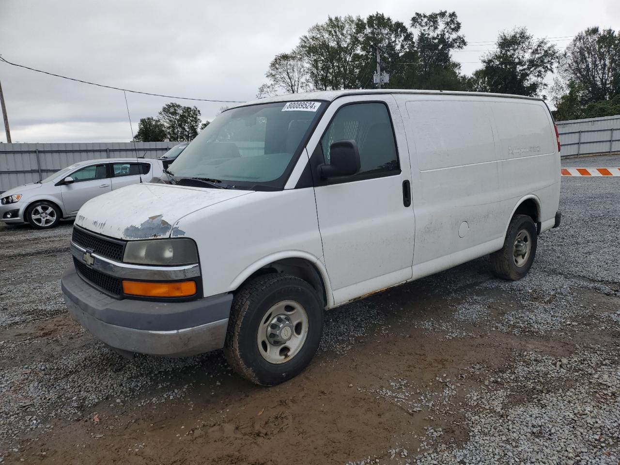 2009 Chevrolet Express - Image 1