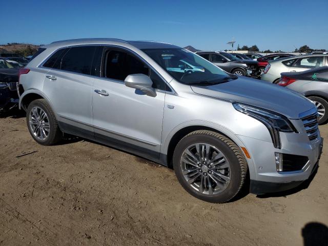  CADILLAC XT5 2018 Сріблястий