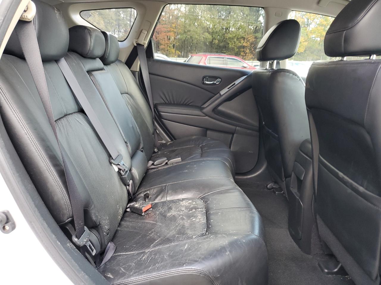 2010 Nissan Murano - Image 11