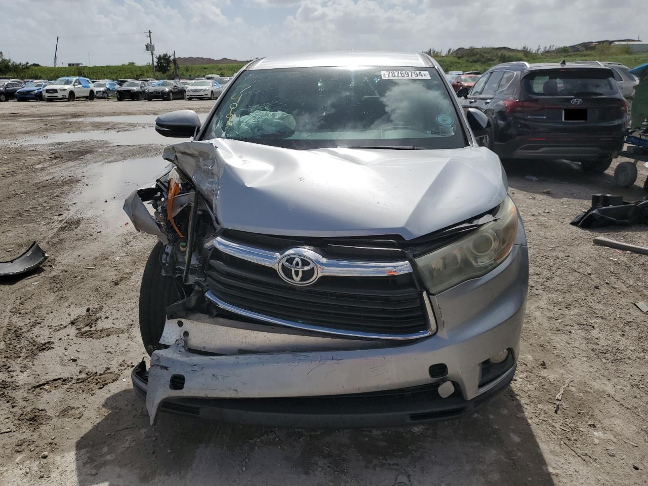 VIN 5TDZKRFH7GS157499 2016 TOYOTA HIGHLANDER no.5