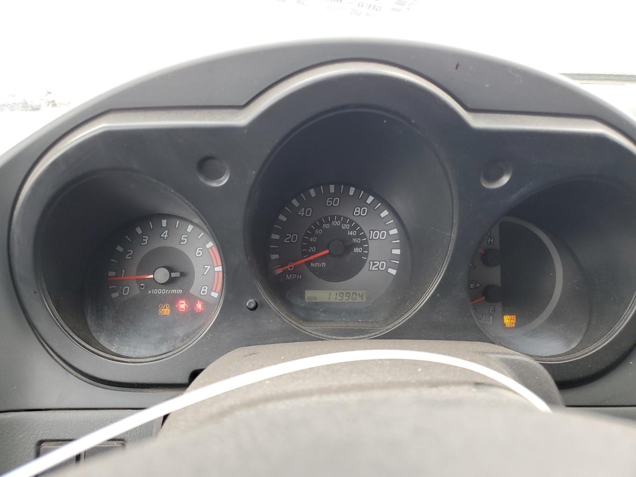 2003 Nissan Navara (Frontier) - Image 9