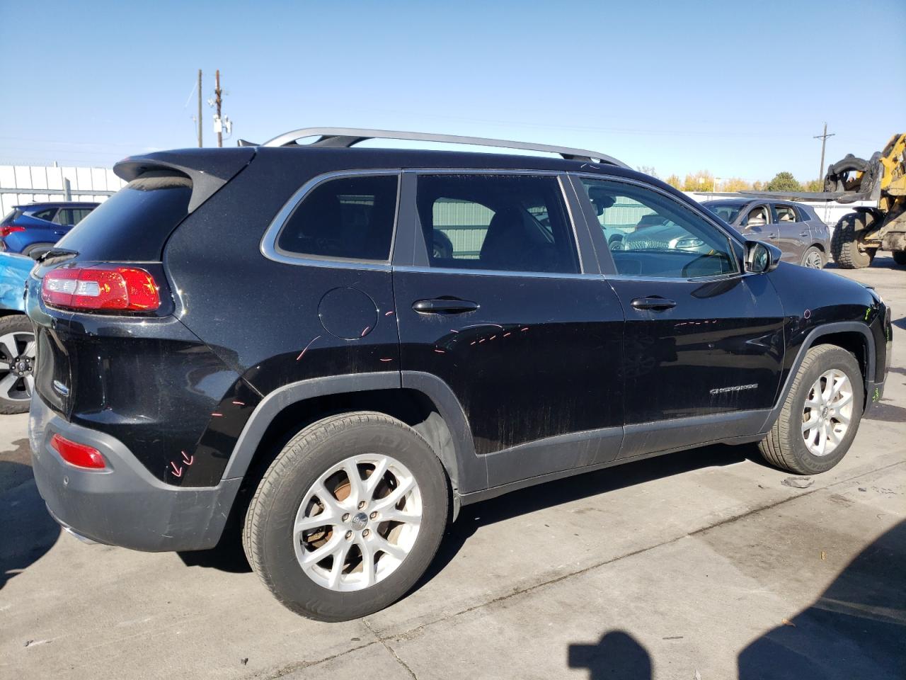 2016 Jeep Grand Cherokee - Image 3