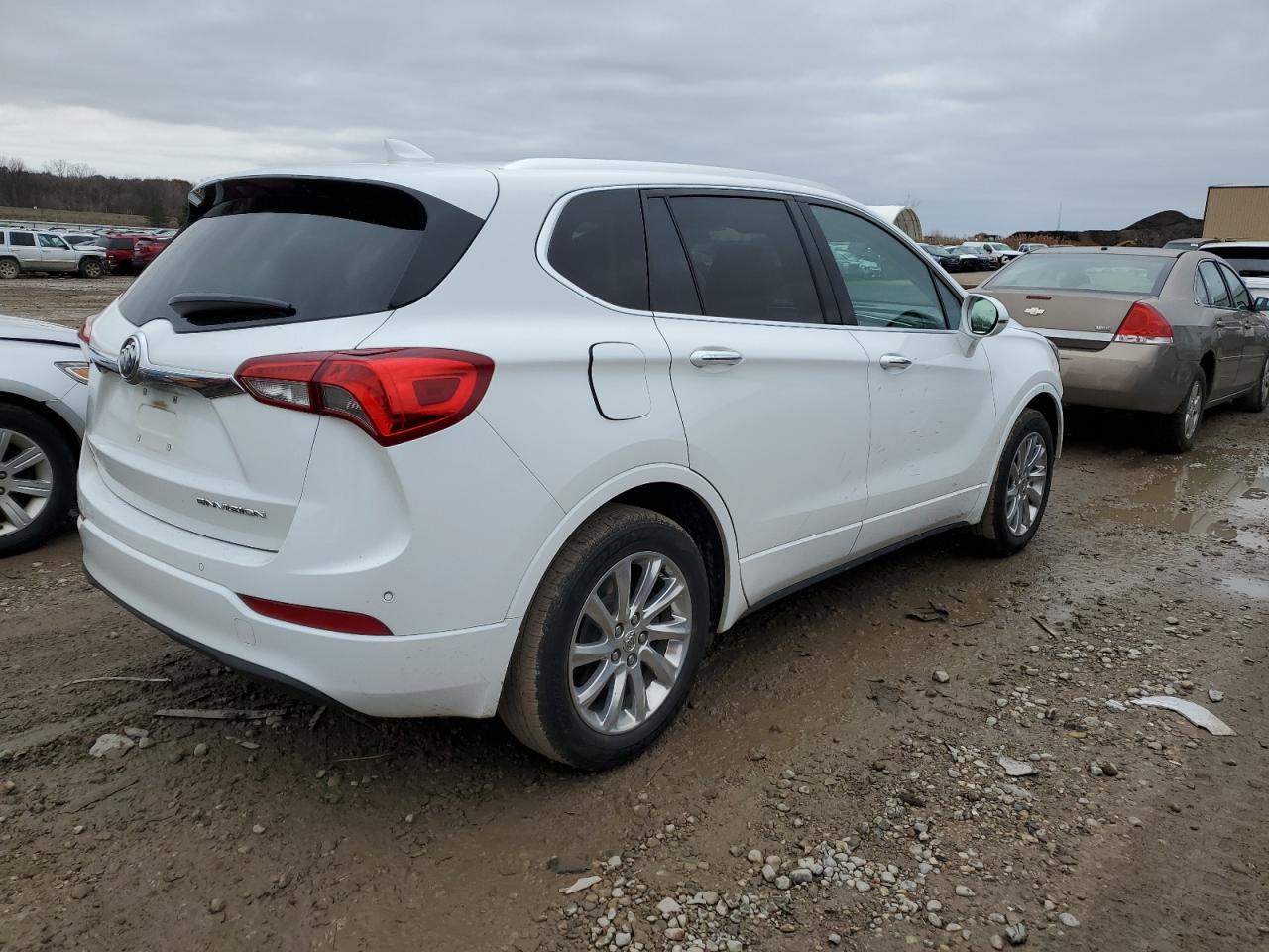 VIN LRBFXCSA3KD006821 2019 BUICK ENVISION no.3