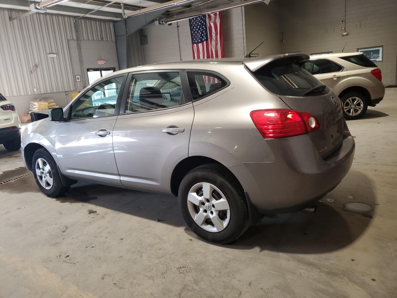 2009 Nissan Rogue - Image 2