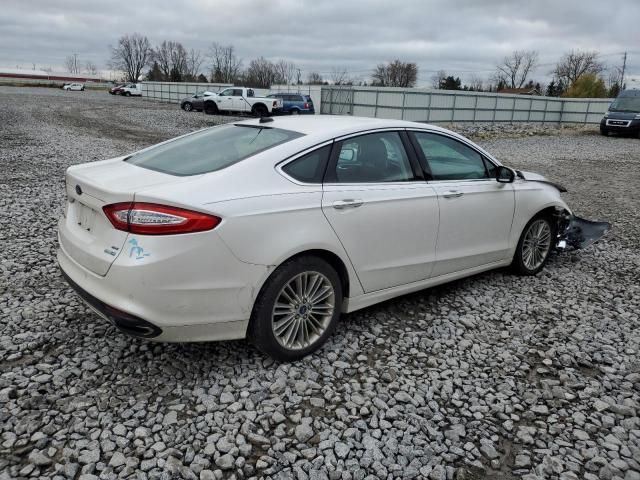  FORD FUSION 2016 Белы