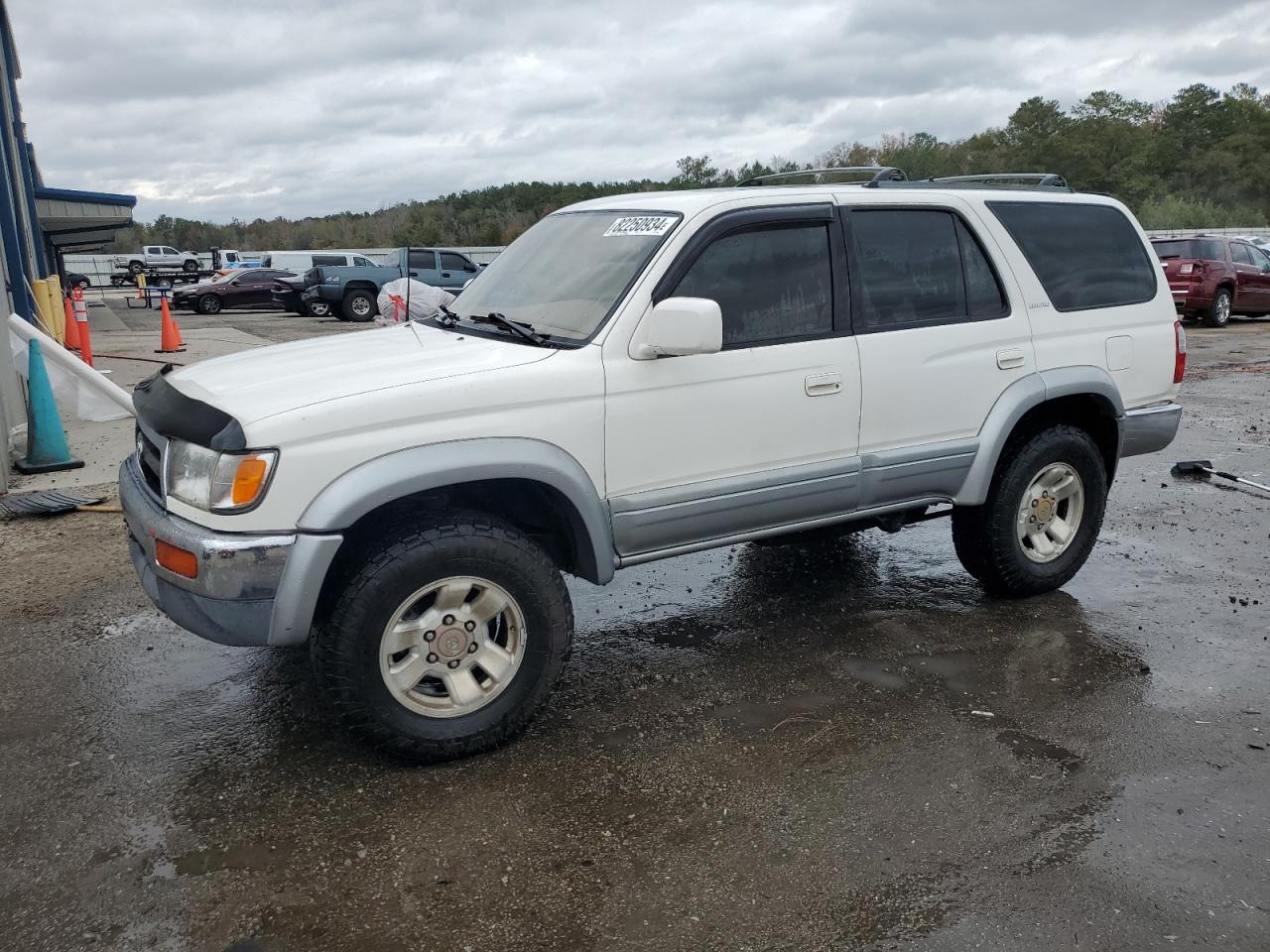 1998 Toyota 4Runner - Image 1