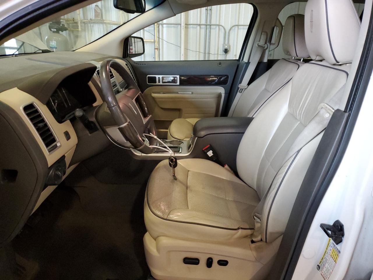 2009 Lincoln MKX - Image 7