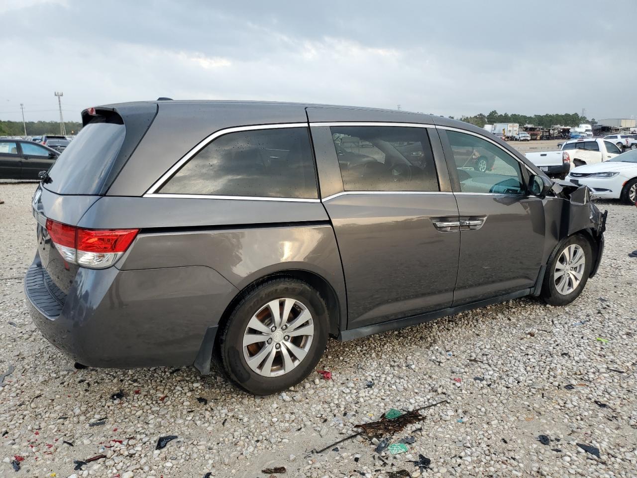 2015 Honda Odyssey - Image 3