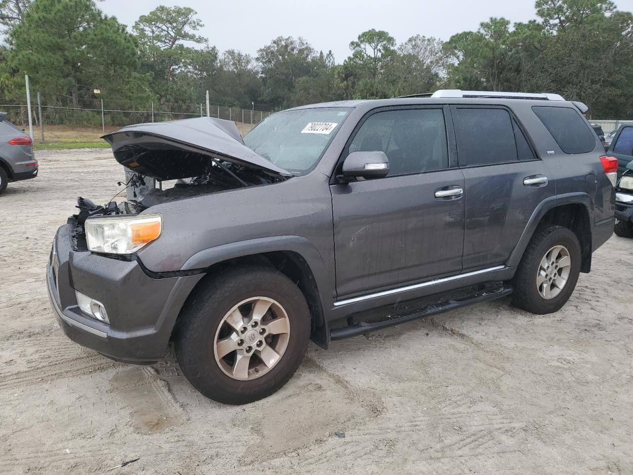 VIN JTEBU5JR4D5135512 2013 TOYOTA 4RUNNER no.1