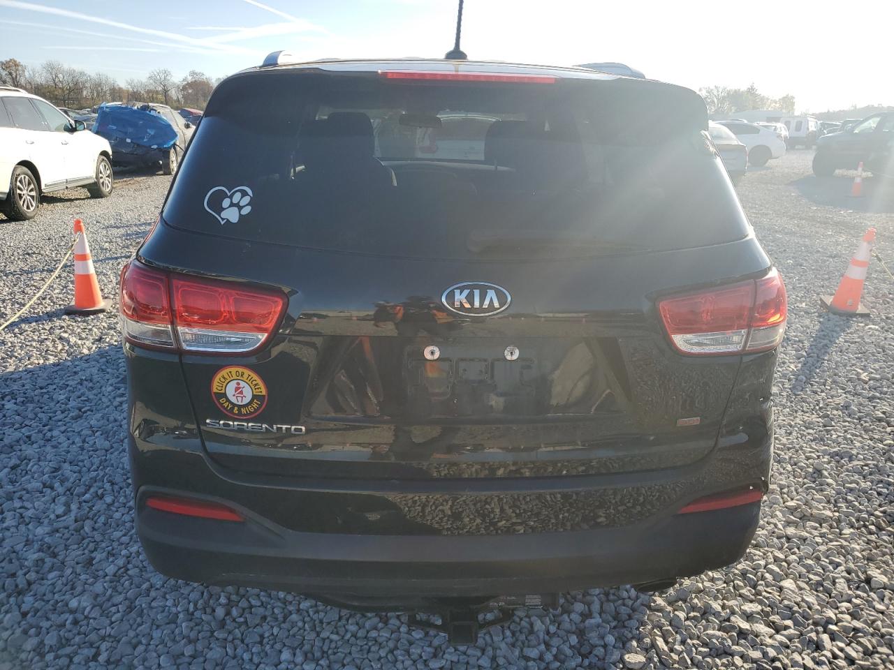 2017 Kia Sorento - Image 6