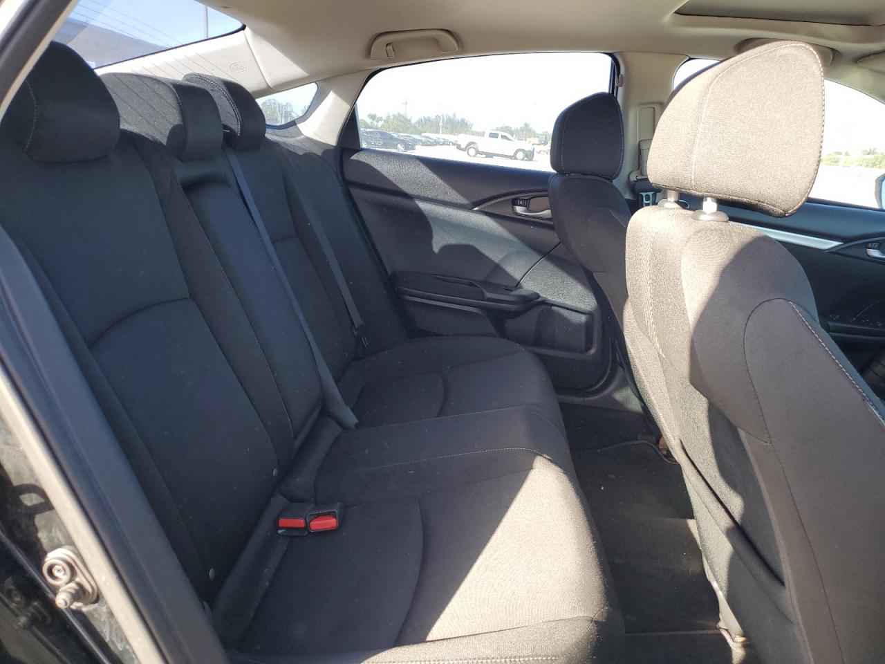 2017 Honda Civic - Image 10