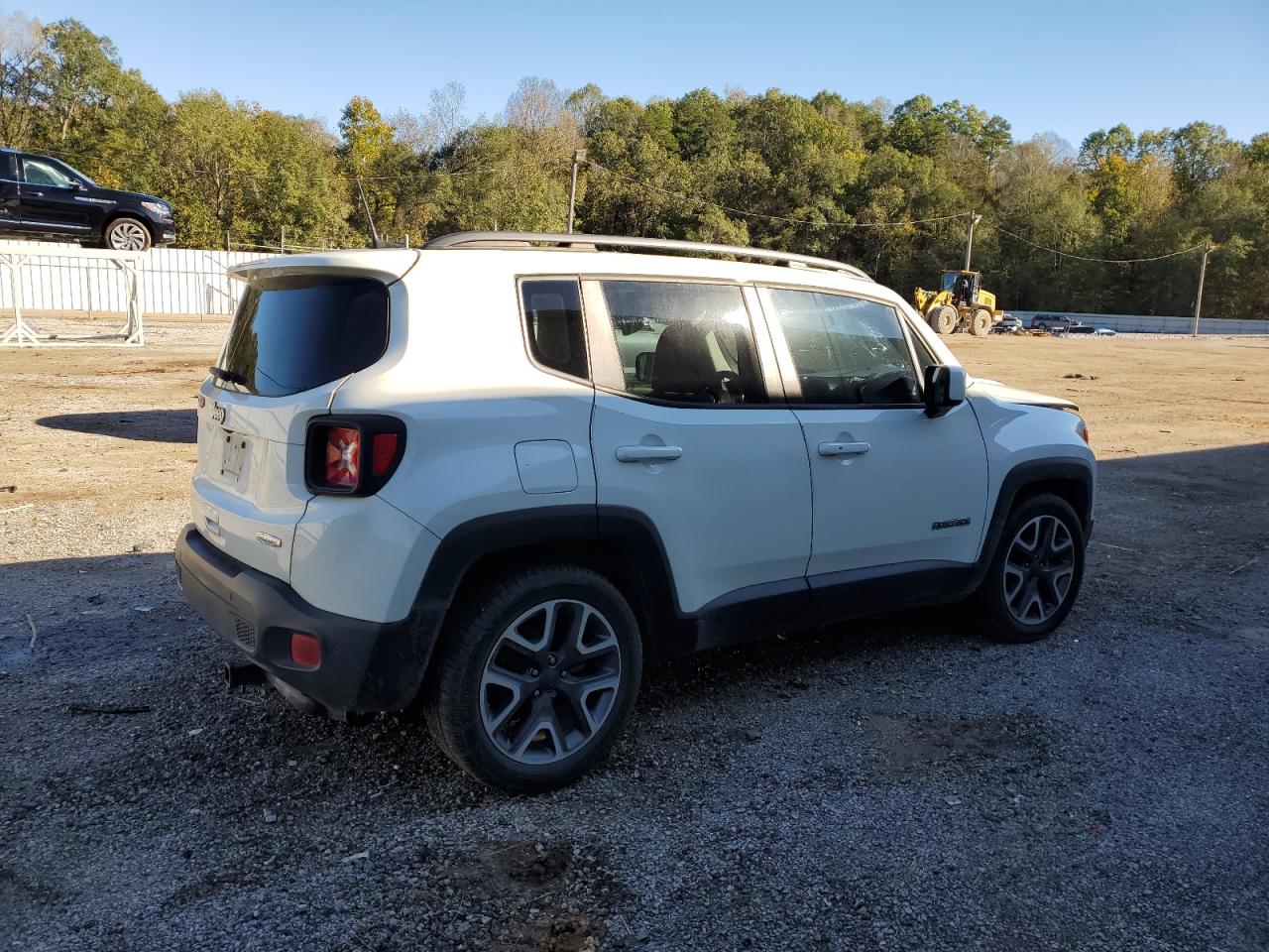 VIN ZACCJABB4JPG90300 2018 JEEP RENEGADE no.3