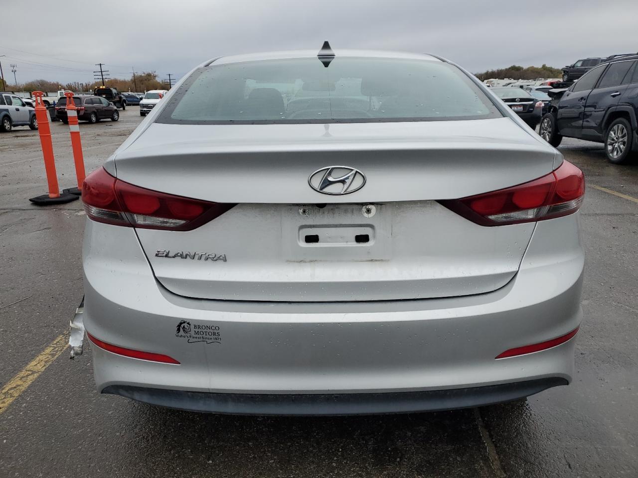 2018 Hyundai Elantra - Image 6