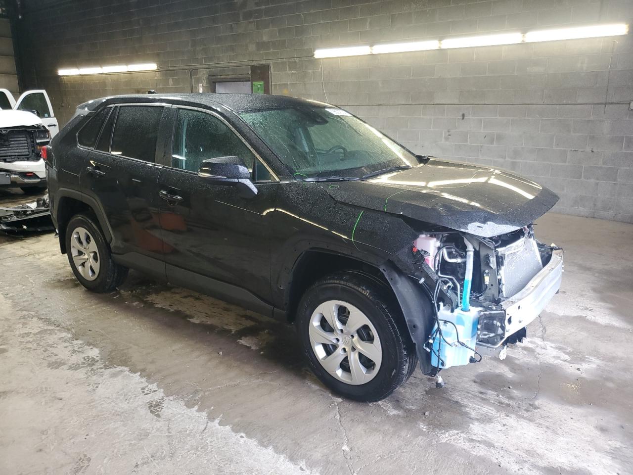 2023 Toyota RAV 4 - Image 4