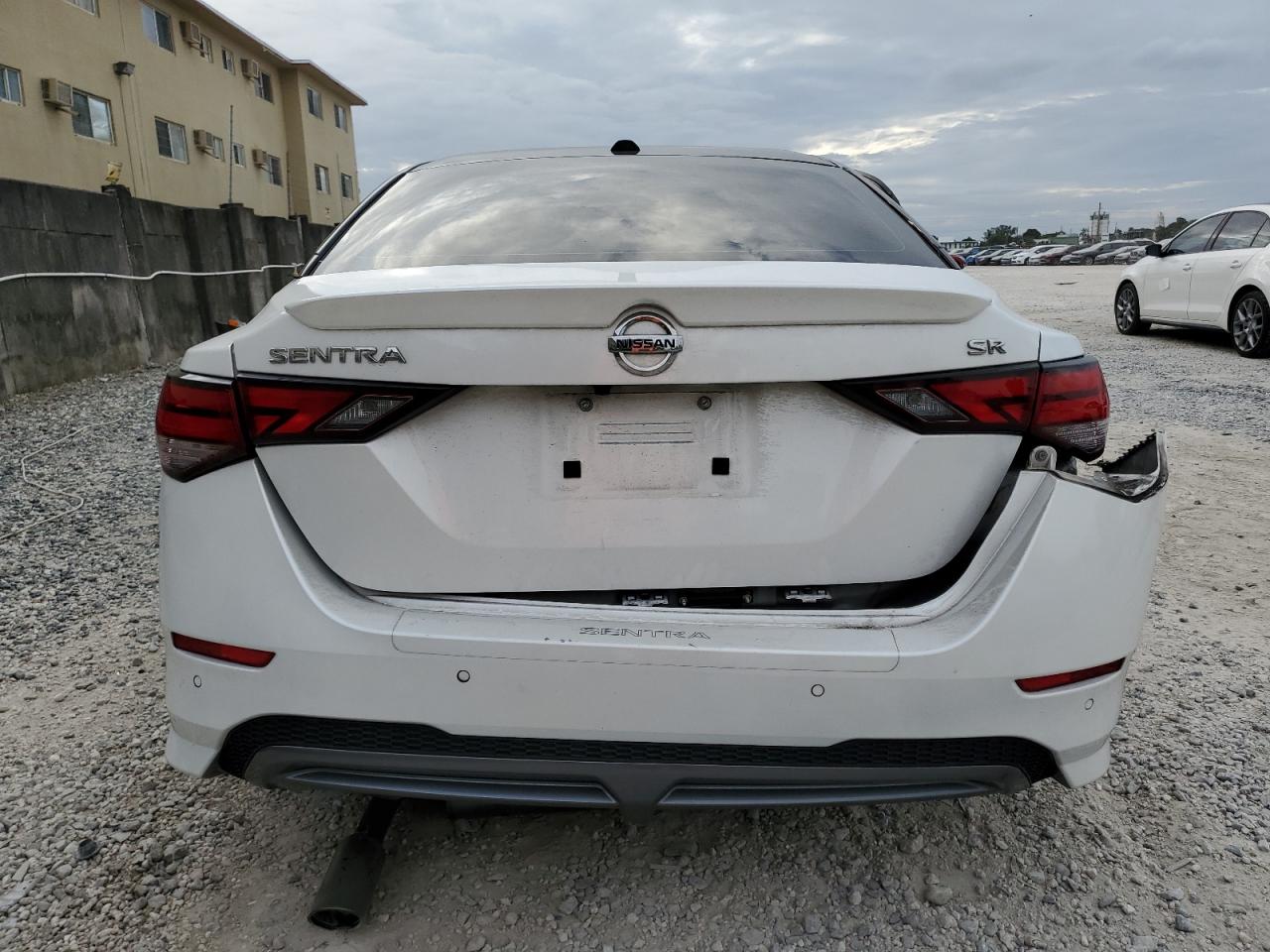 2022 Nissan Sentra - Image 6