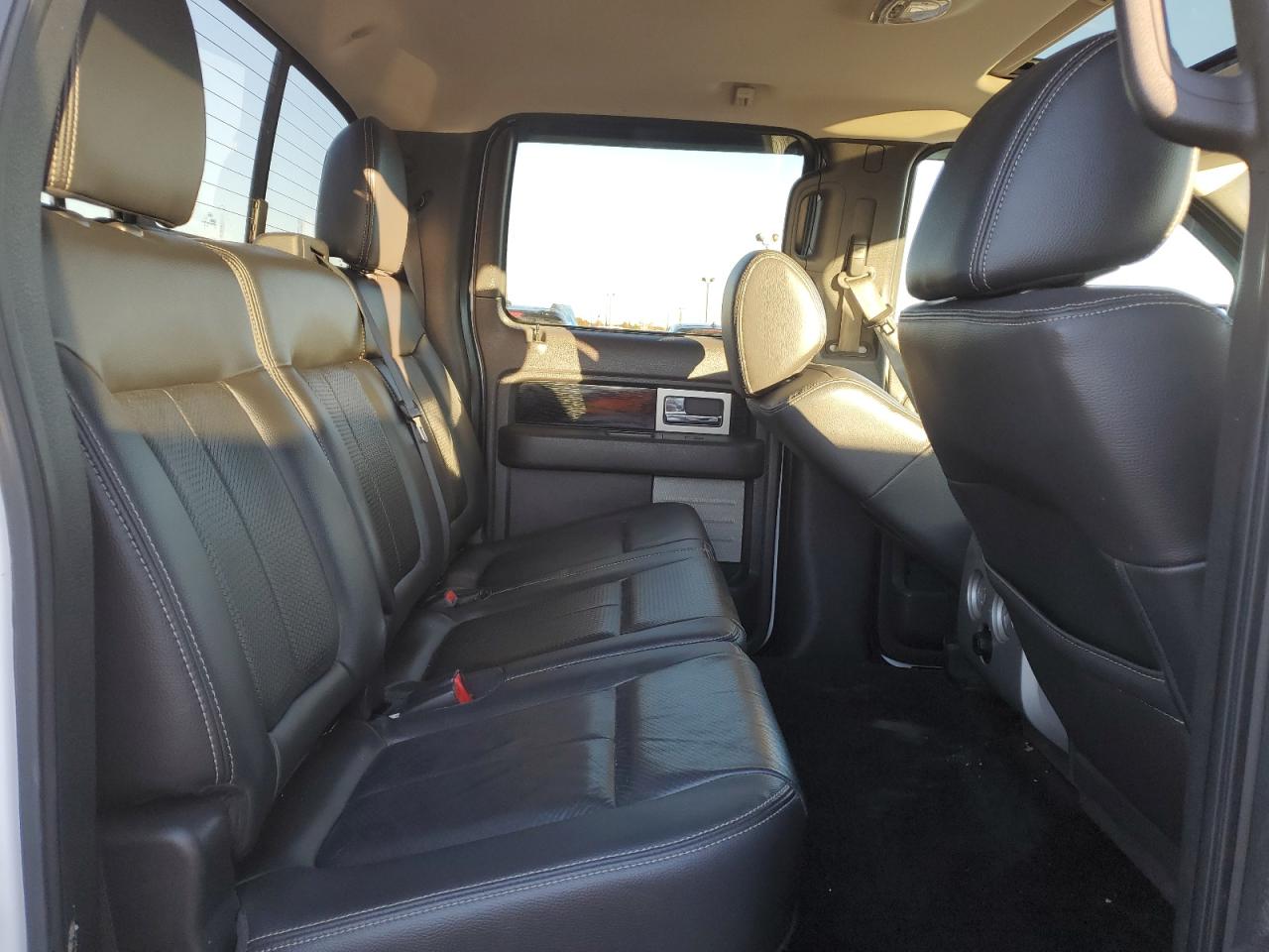 2010 Ford F-150 - Image 10