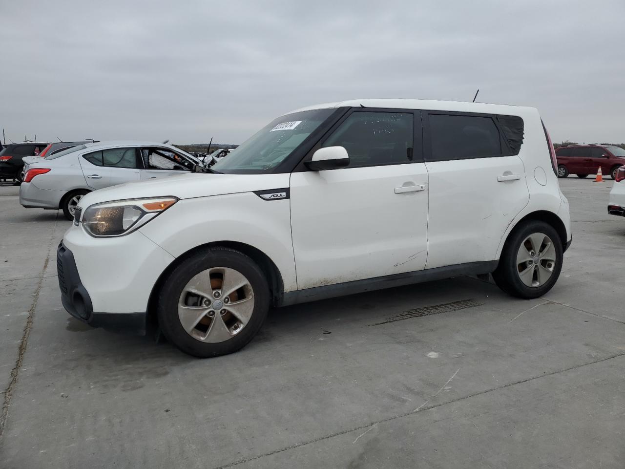 VIN KNDJN2A27G7850288 2016 KIA SOUL no.1