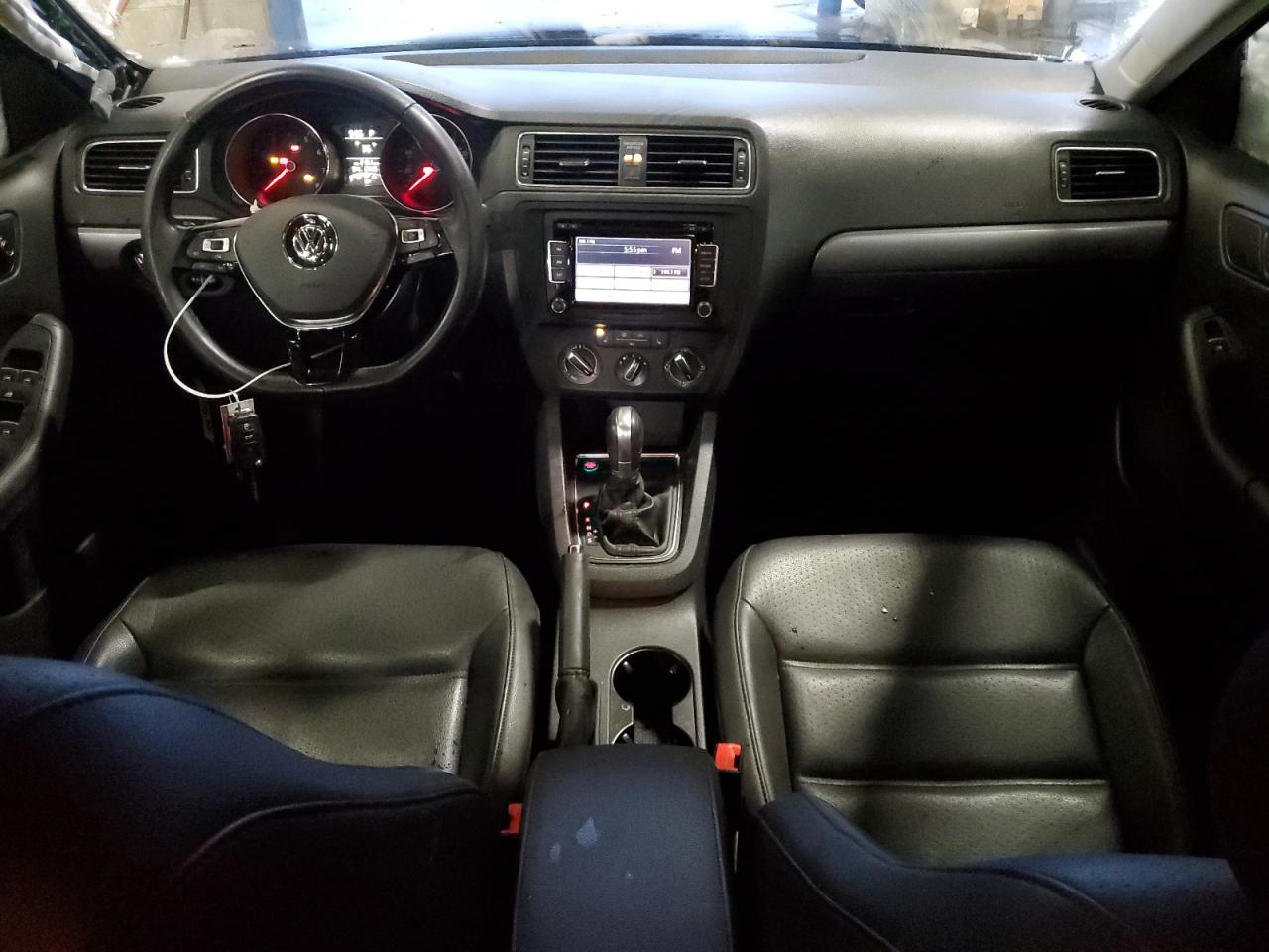 2015 Volkswagen Jetta - Image 8