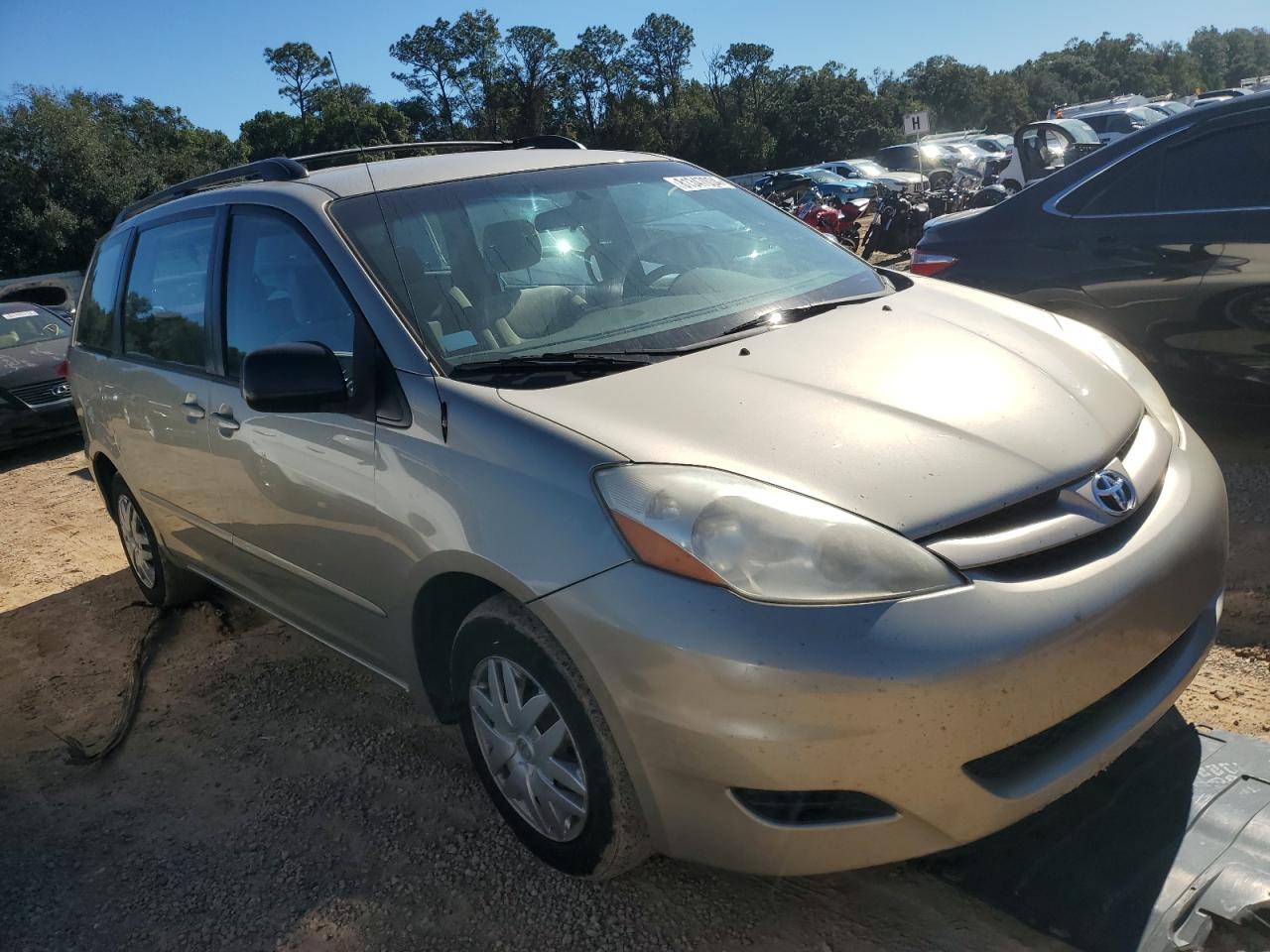 2007 Toyota Sienna - Image 4