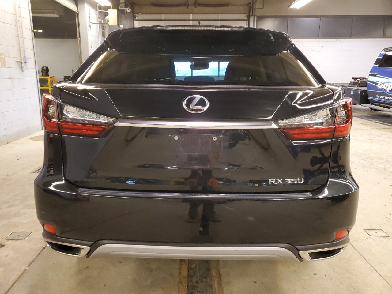2022 Lexus RX - Image 6