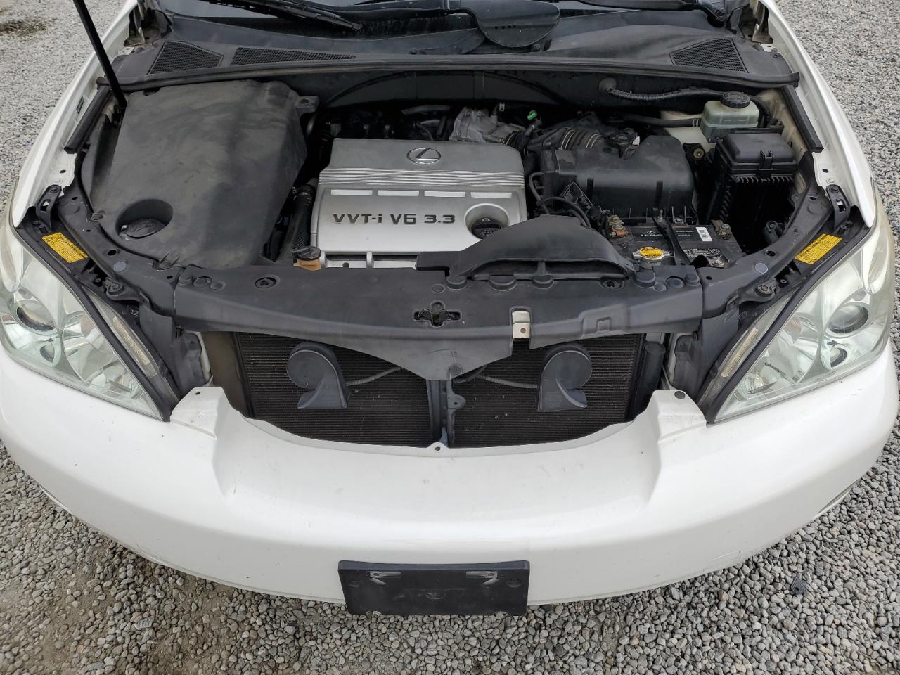 2005 Lexus RX - Image 12